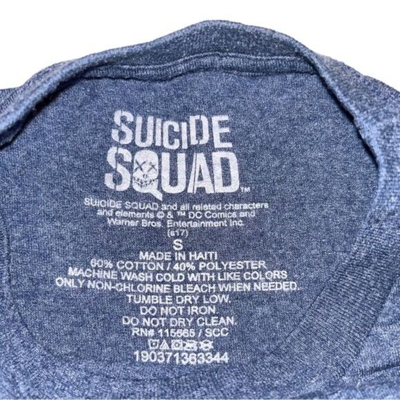 DC Comics Graphic T-Shirt Suicide Squad Movie Size Small EUC - Picture 2 of 16